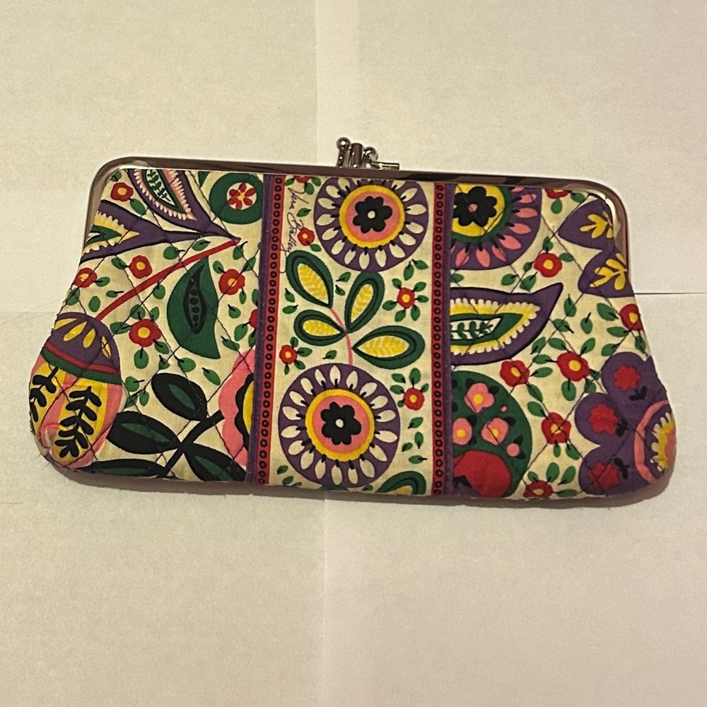 Vera Bradley Accordion Wallet Purse Hand Bag Snap Shut Purple White Floral